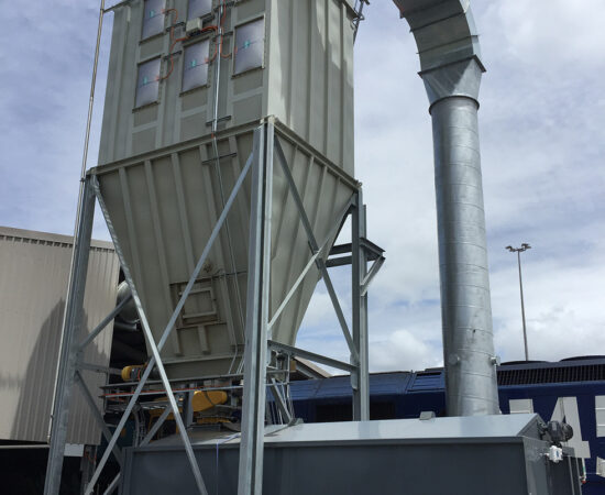 3673_2015_Quattro Grain Terminal (Berth 103)_Train unloading (5) LR